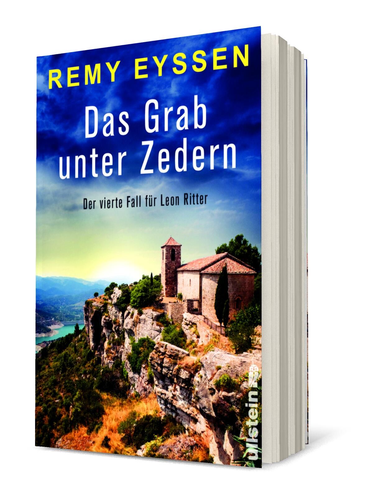 Cover von „Das Grab unter Zedern“ von Remy Eyssen: Eine malerische Landschaft mit einem mittelalterlichen Gebäude auf einer Klippe, umgeben von Zedern und einem blauen Himmel.