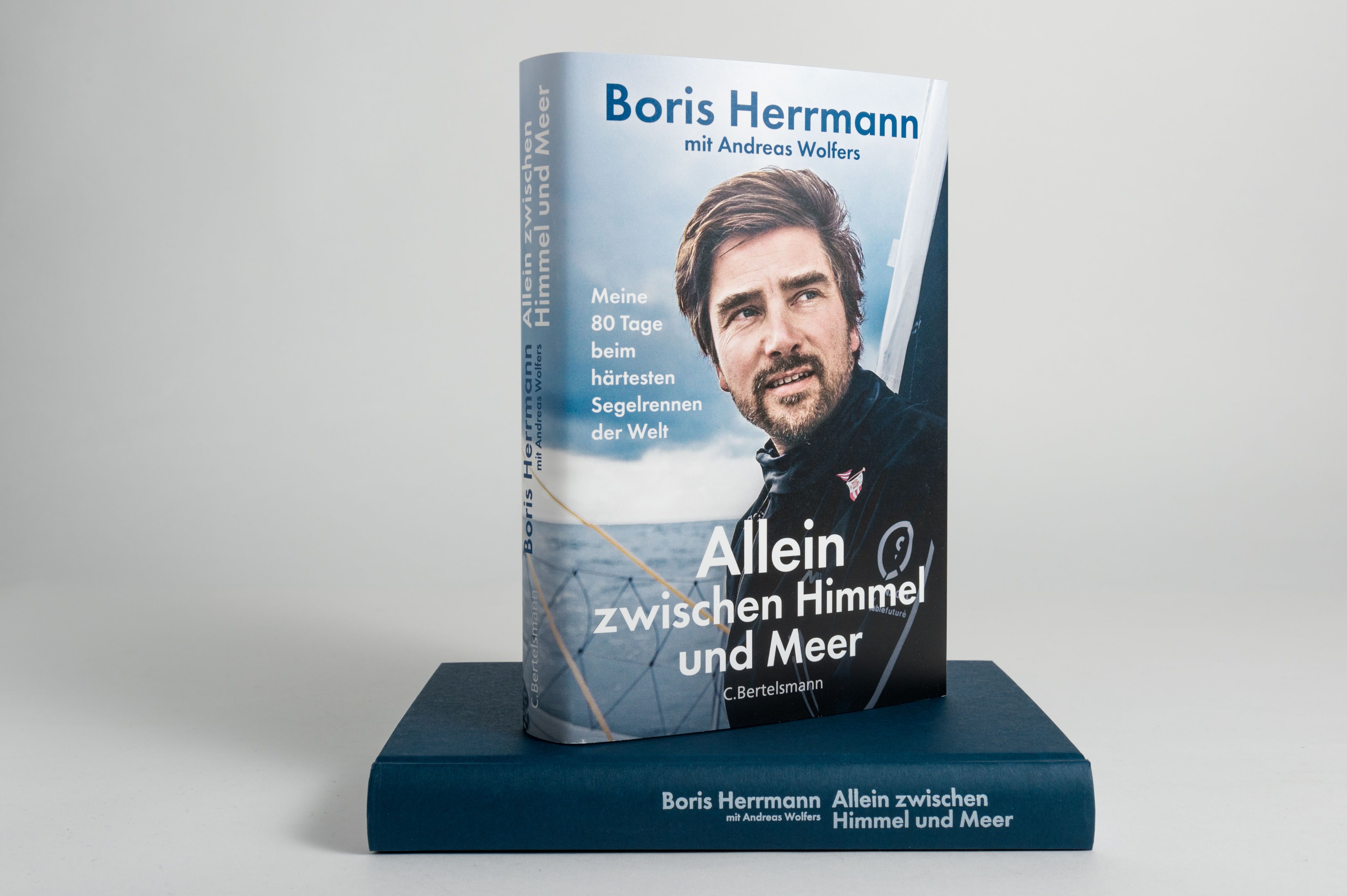 Abbildung 2 von Allein zwischen Himmel und Meer