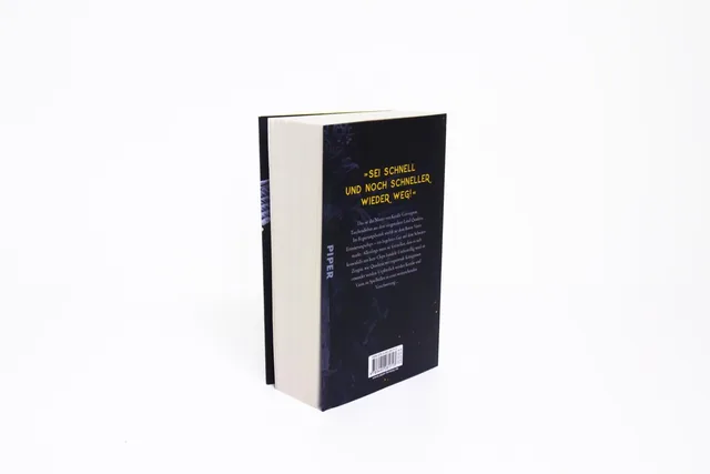 Coverabbildung 3 von Four Dead Queens