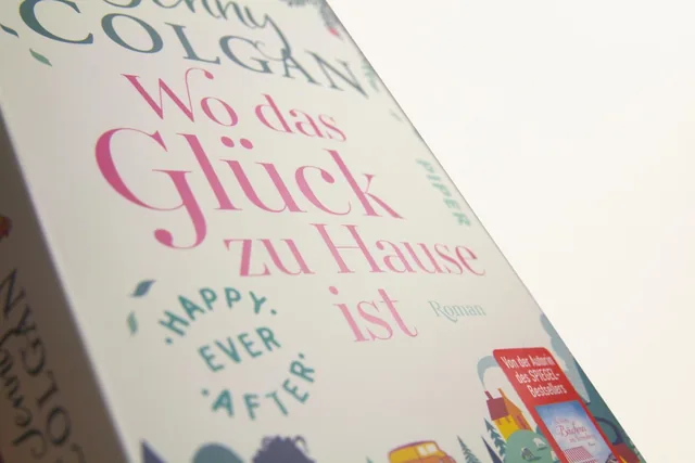 Außenansicht des Buches „Happy Ever After – Wo das Glück zu Hause ist“