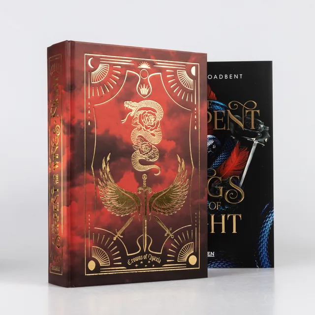 Rückseitenabbildung 1 von The Serpent and the Wings of Night (Crowns of Nyaxia 1)
