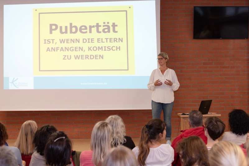 Pubertät ist wenn die Eltern anfangen komisch zu werden